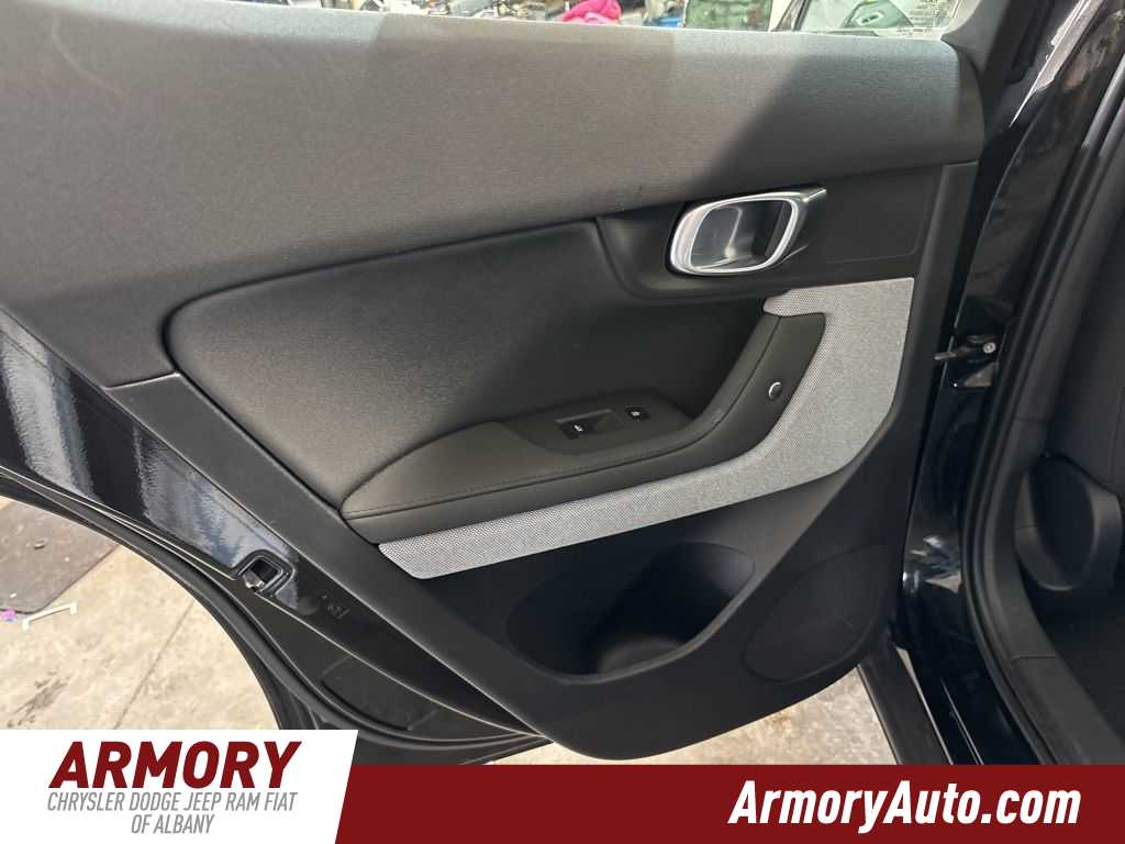 Thumbnail: 2021 Polestar 2 - 26