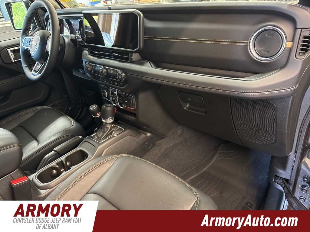 Thumbnail: 2025 Jeep Wrangler - 38