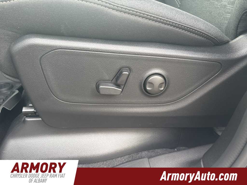 Thumbnail: 2026 RAM 1500 - 13