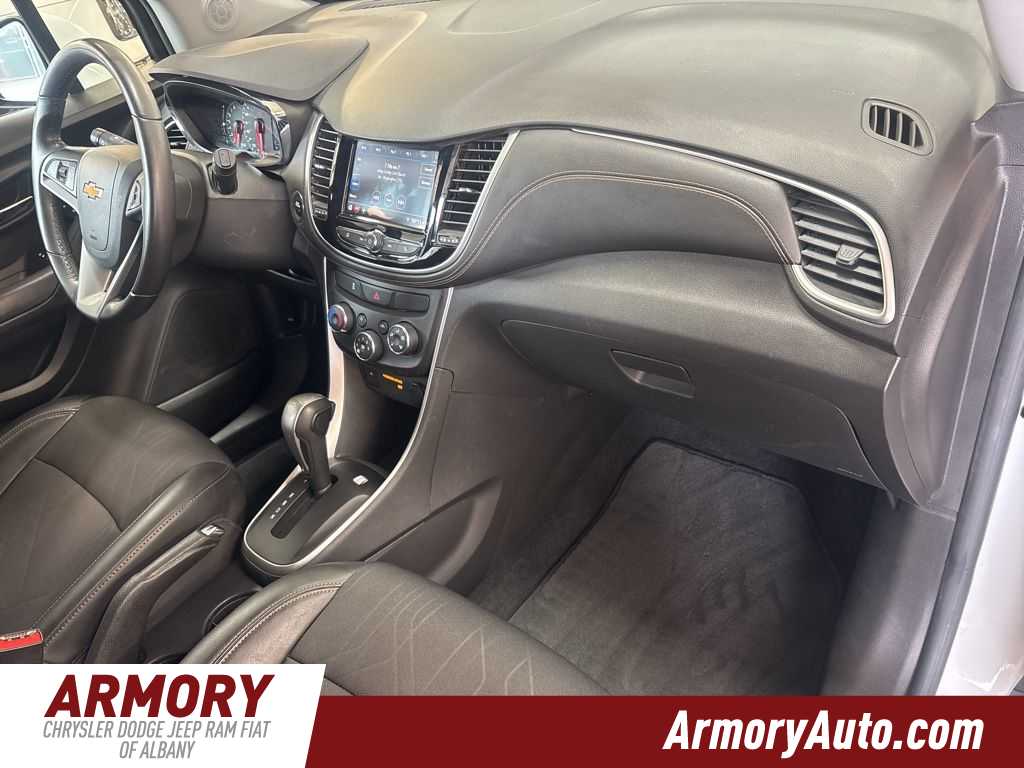 Thumbnail: 2020 Chevrolet Trax - 38