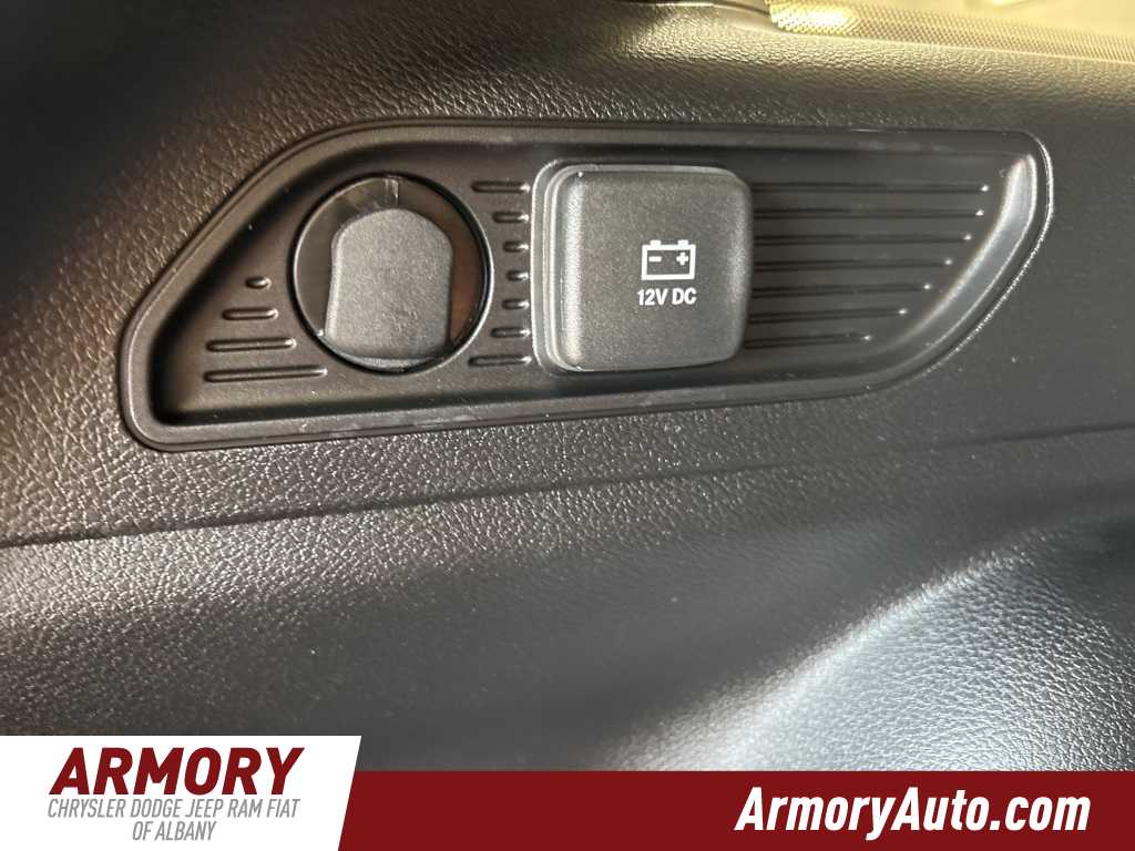 Thumbnail: 2025 Jeep Grand Cherokee - 27