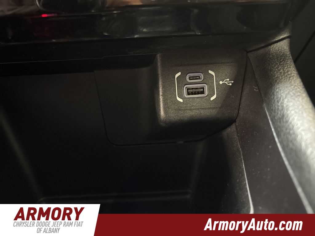 Thumbnail: 2022 Jeep Compass - 21