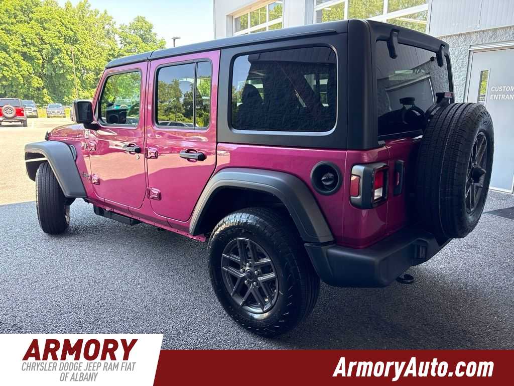 Thumbnail: 2026 Jeep Wrangler - 6
