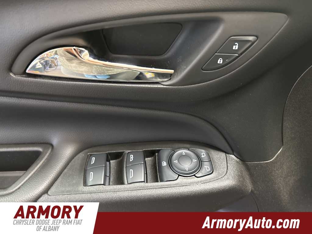 Thumbnail: 2024 Chevrolet Equinox - 8