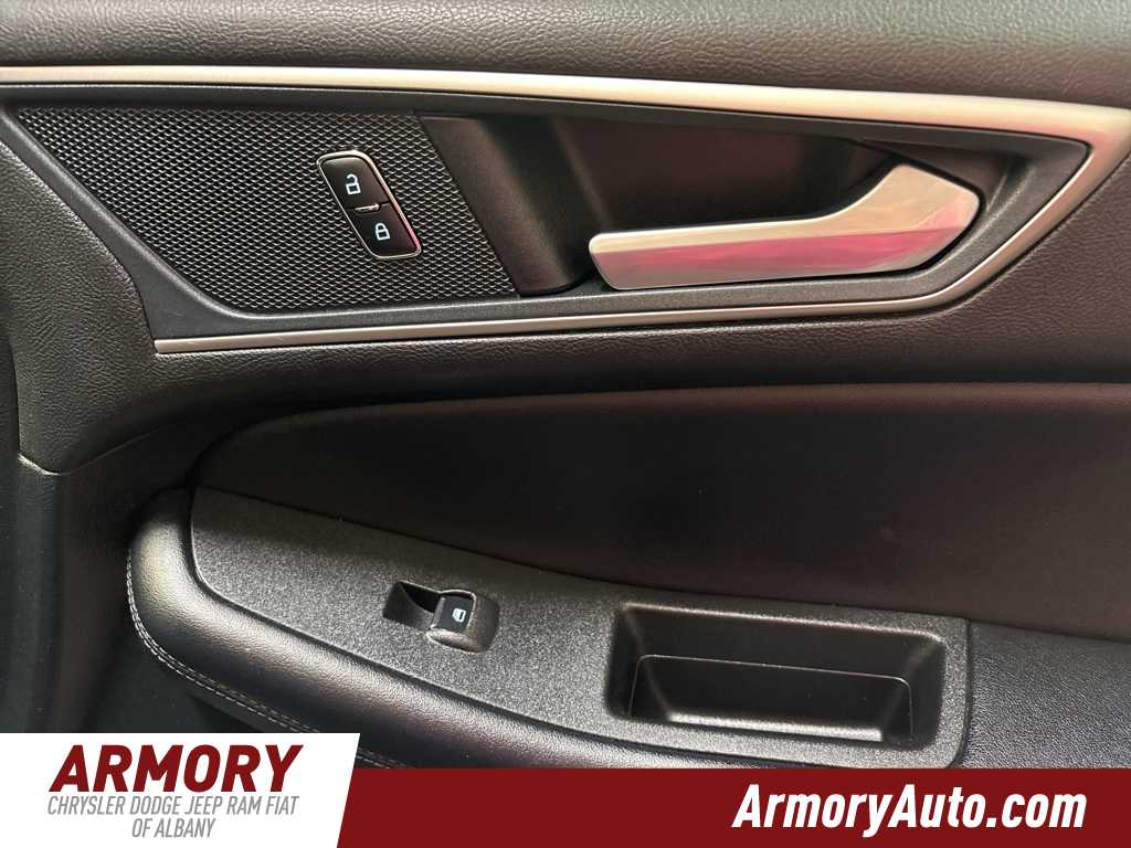 Thumbnail: 2023 Ford Edge - 34