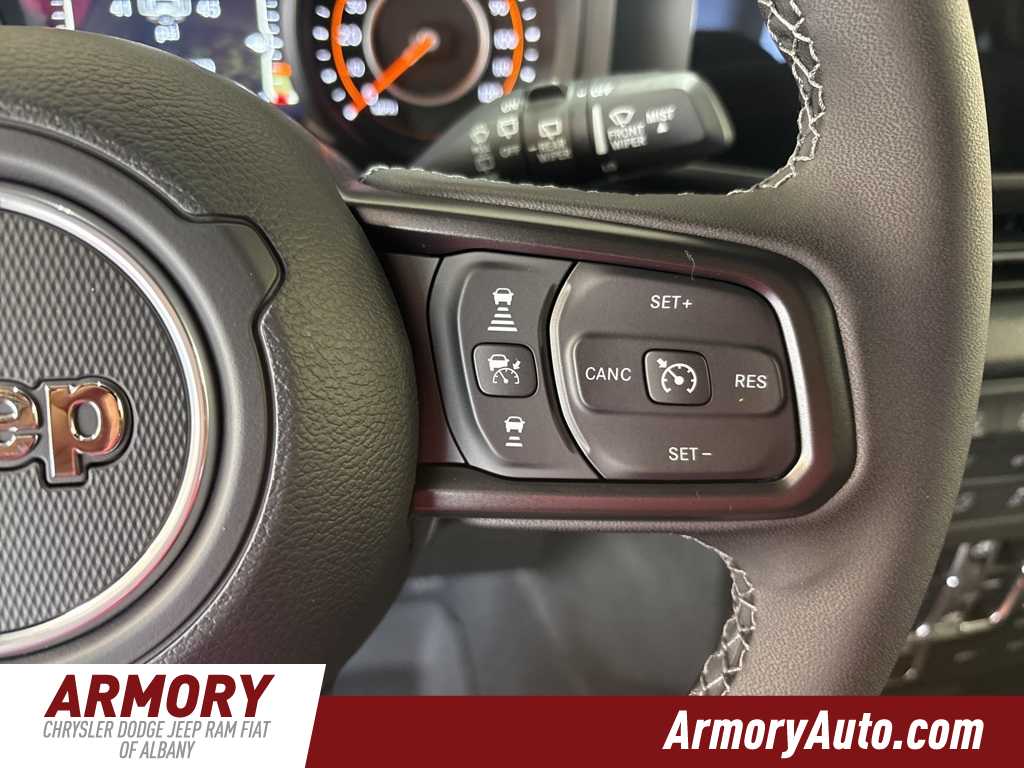 Thumbnail: 2025 Jeep Wrangler - 15