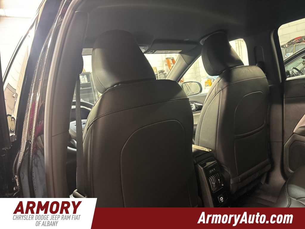 Thumbnail: 2025 Jeep Compass - 25