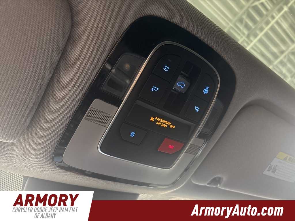 Thumbnail: 2023 Hyundai Santa Fe - 21