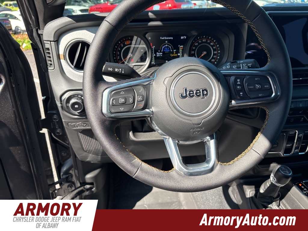 Thumbnail: 2025 Jeep Wrangler - 14