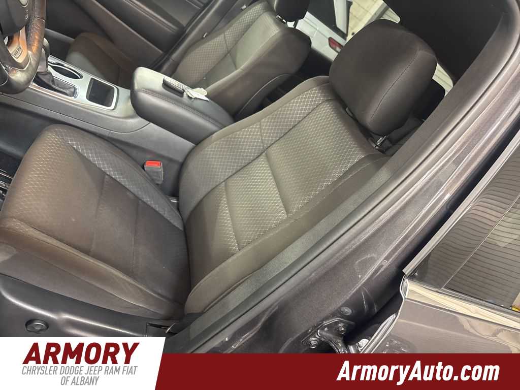 Thumbnail: 2020 Jeep Grand Cherokee - 12