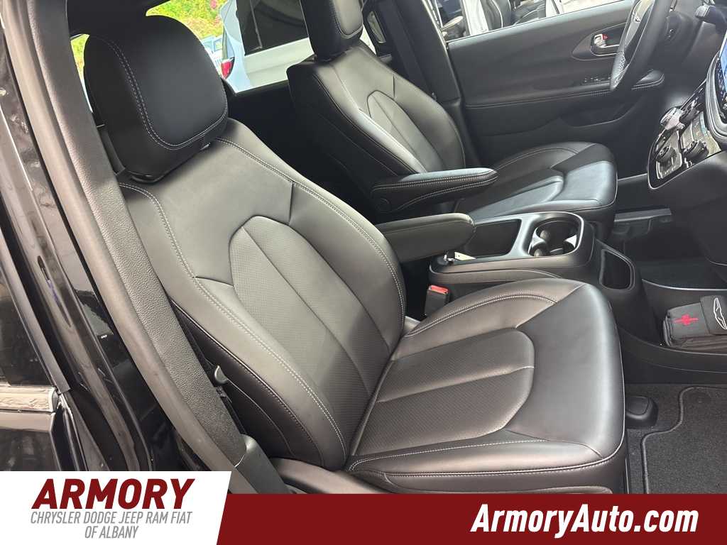 Thumbnail: 2026 Chrysler Pacifica - 41