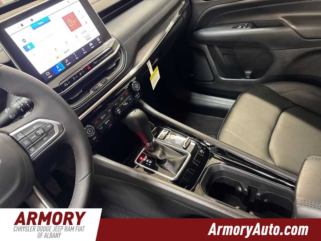 Thumbnail: 2026 Jeep Compass - 16