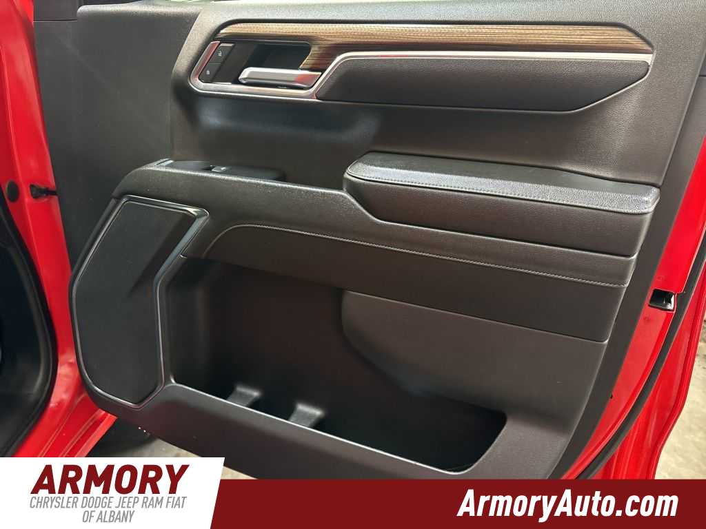 Thumbnail: 2023 Chevrolet Silverado 1500 - 35