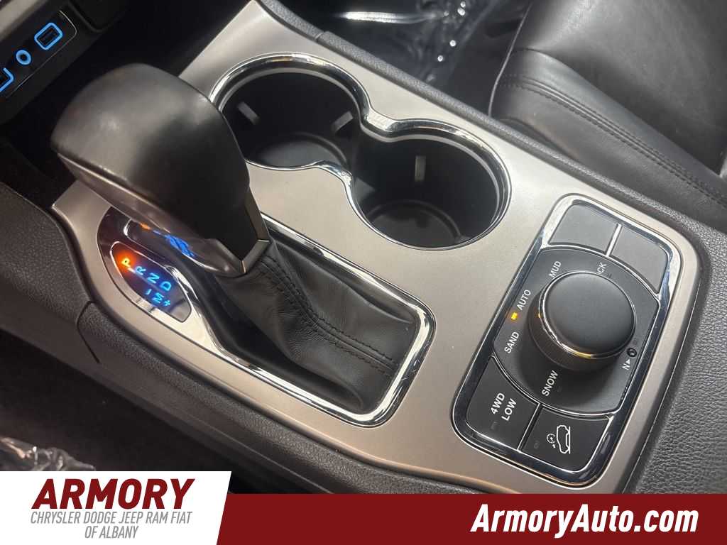 Thumbnail: 2021 Jeep Grand Cherokee - 19