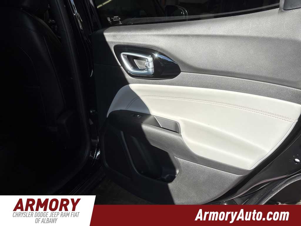 Thumbnail: 2025 Jeep Compass - 23