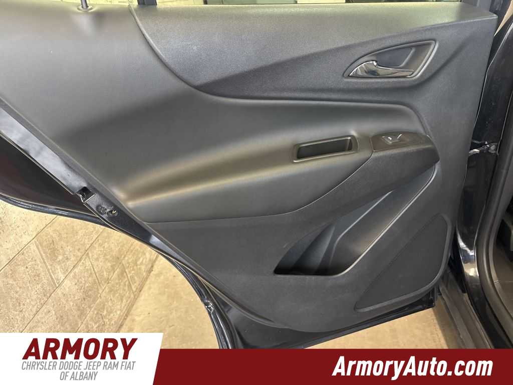 Thumbnail: 2024 Chevrolet Equinox - 24