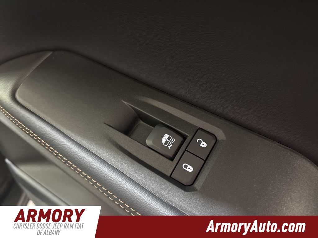 Thumbnail: 2026 Jeep Cherokee - 43