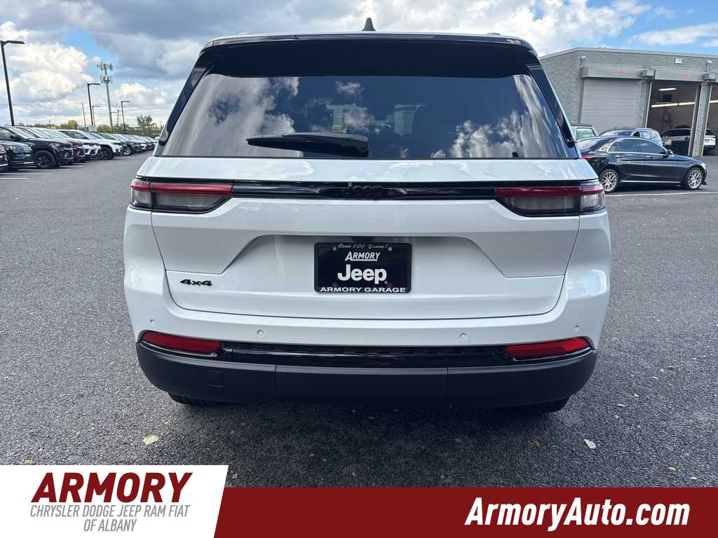 Thumbnail: 2025 Jeep Grand Cherokee - 5