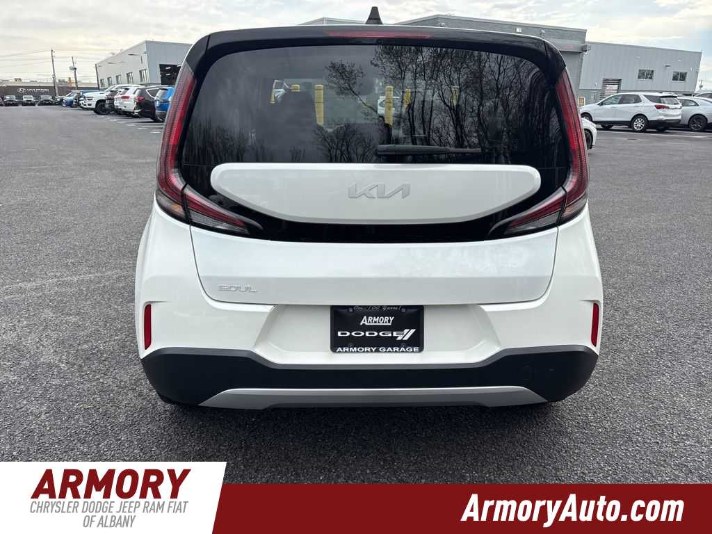 Thumbnail: 2024 Kia Soul - 5