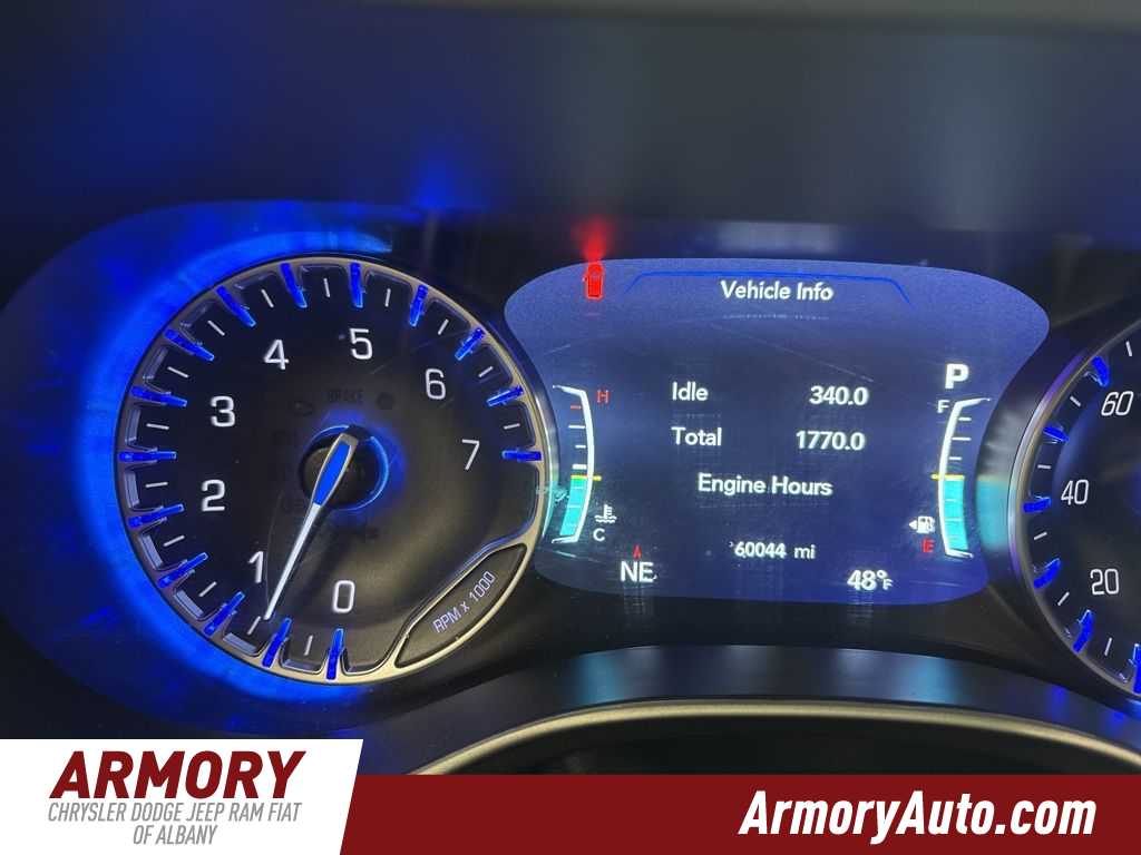 Thumbnail: 2024 Chrysler Pacifica - 15