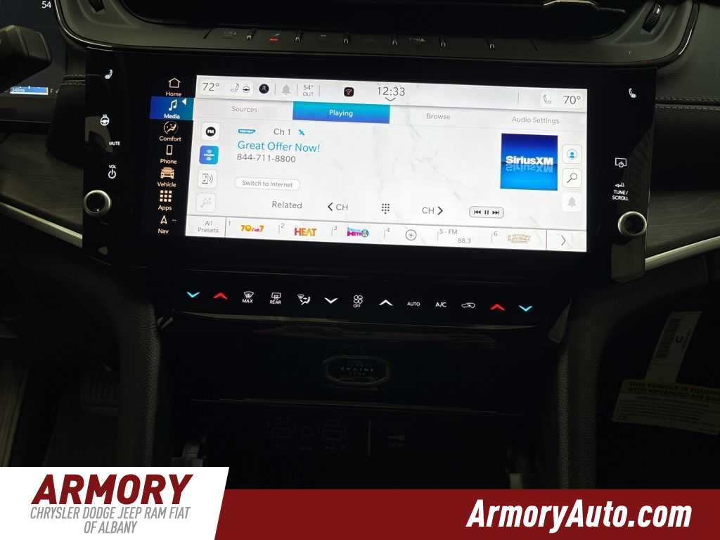 Thumbnail: 2026 Jeep Grand Cherokee - 20