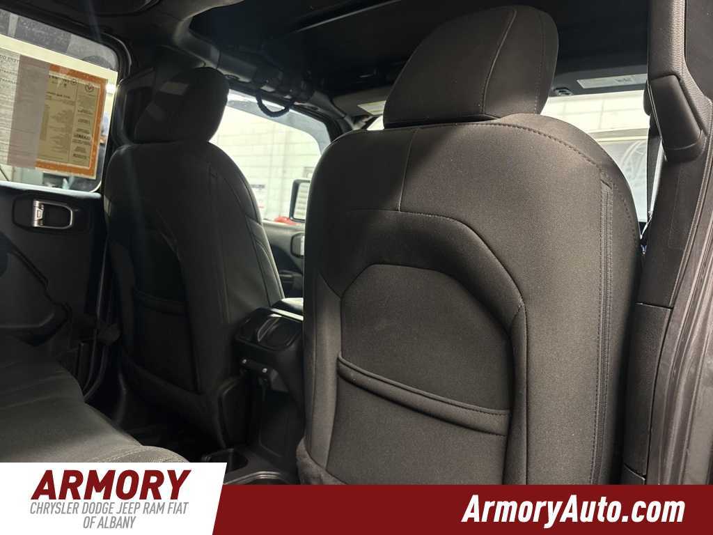 Thumbnail: 2023 Jeep Gladiator - 29