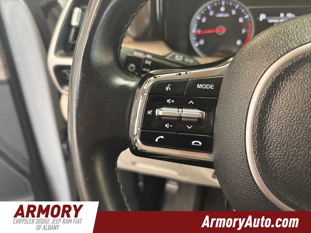 Thumbnail: 2022 Kia Sorento - 15