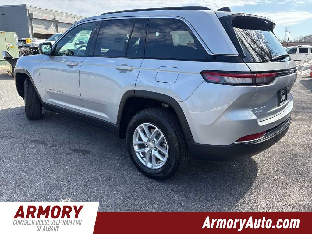 Thumbnail: 2026 Jeep Grand Cherokee - 6