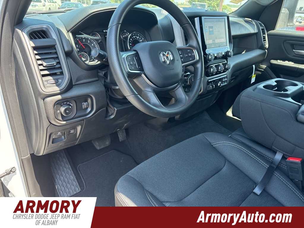 Thumbnail: 2025 RAM 1500 - 9