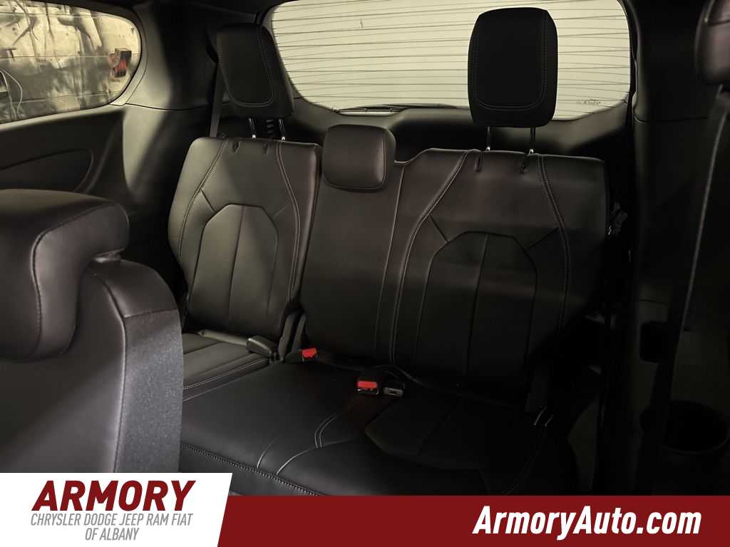 Thumbnail: 2026 Chrysler Pacifica - 29