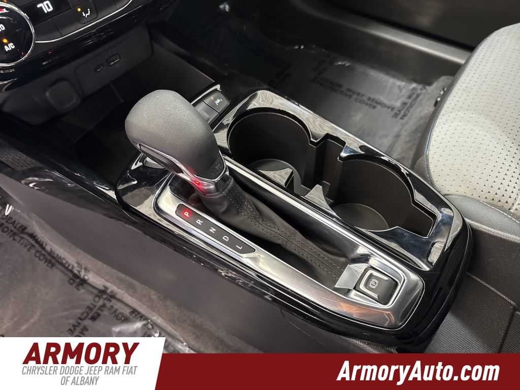 Thumbnail: 2025 Chevrolet Trax - 22