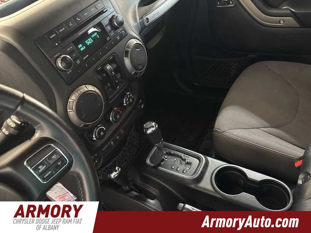 Thumbnail: 2018 Jeep Wrangler - 15