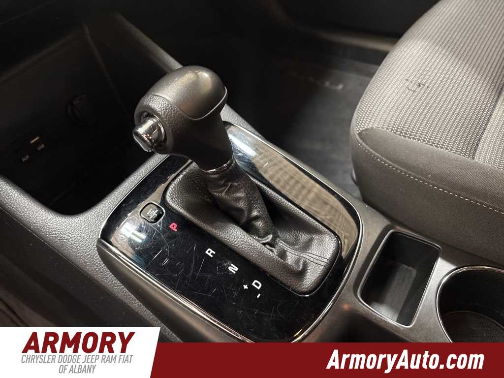 Thumbnail: 2018 Kia Forte - 18