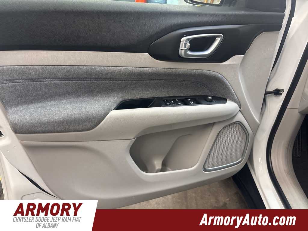 Thumbnail: 2024 Jeep Compass - 7