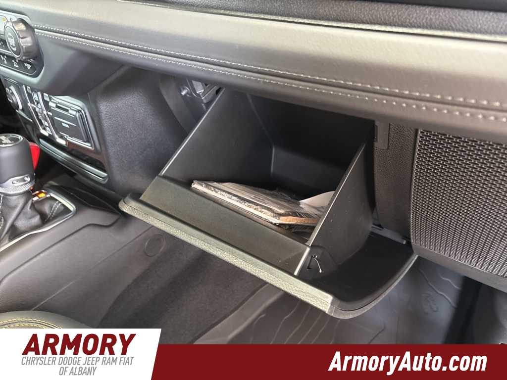 Thumbnail: 2025 Jeep Wrangler - 28