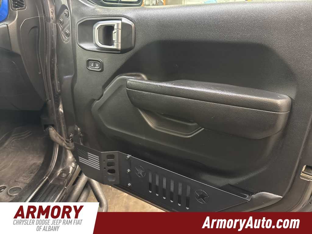 Thumbnail: 2023 Jeep Gladiator - 31