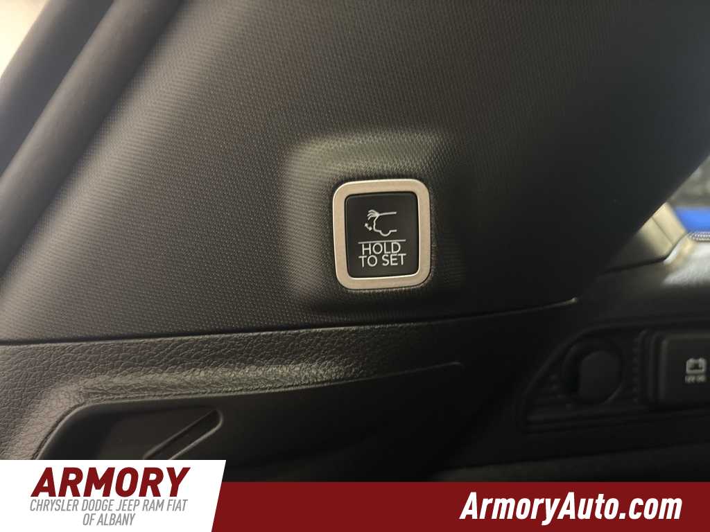 Thumbnail: 2025 Jeep Grand Cherokee - 29