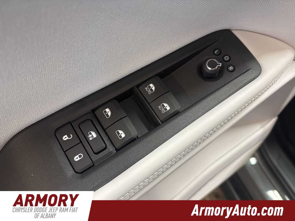 Thumbnail: 2026 Jeep Cherokee - 8