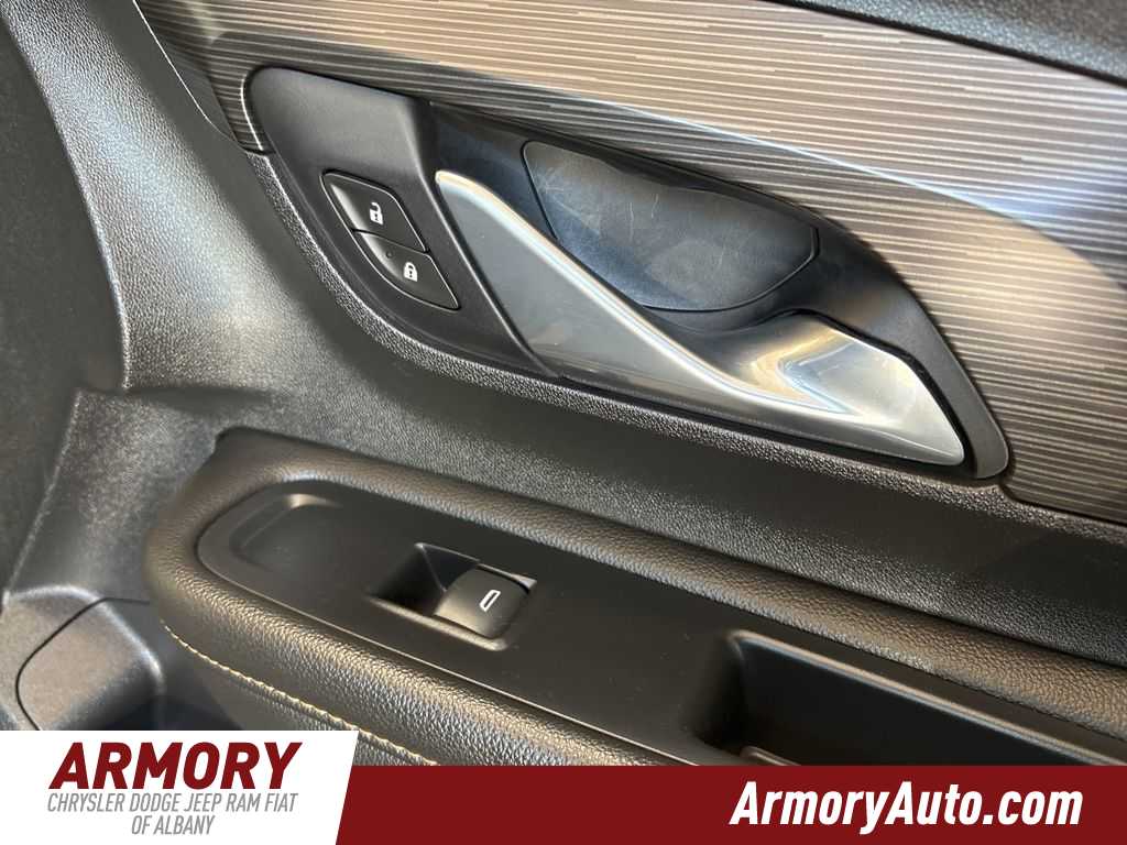 Thumbnail: 2020 GMC Terrain - 39