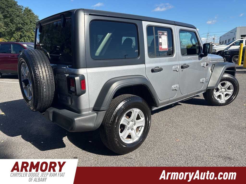 Thumbnail: 2018 Jeep Wrangler - 4