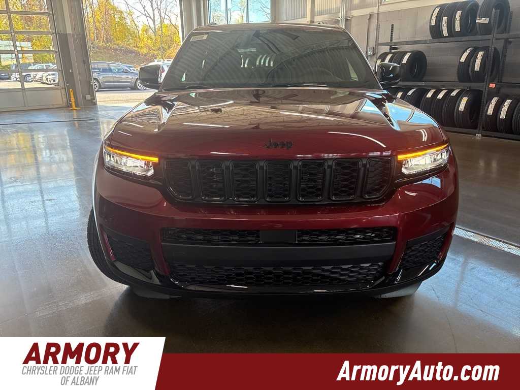 Thumbnail: 2025 Jeep Grand Cherokee L - 2