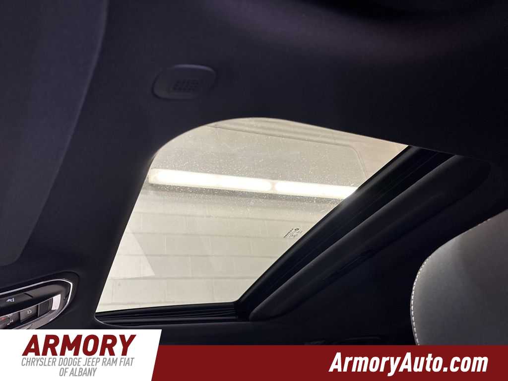 Thumbnail: 2026 Jeep Grand Cherokee - 24