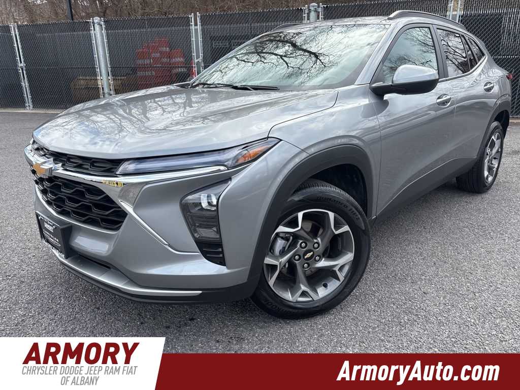 Thumbnail: 2025 Chevrolet Trax - 1