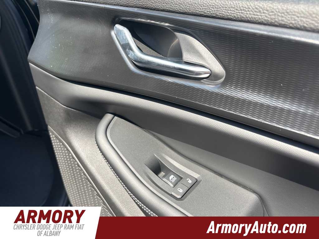 Thumbnail: 2025 Jeep Grand Cherokee L - 35