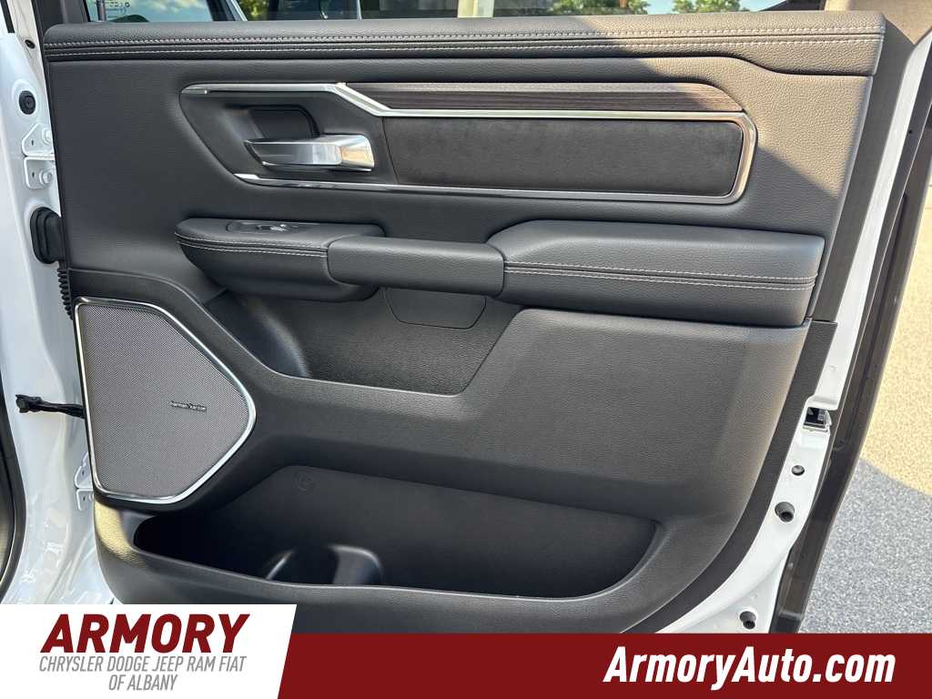 Thumbnail: 2026 RAM 1500 - 17