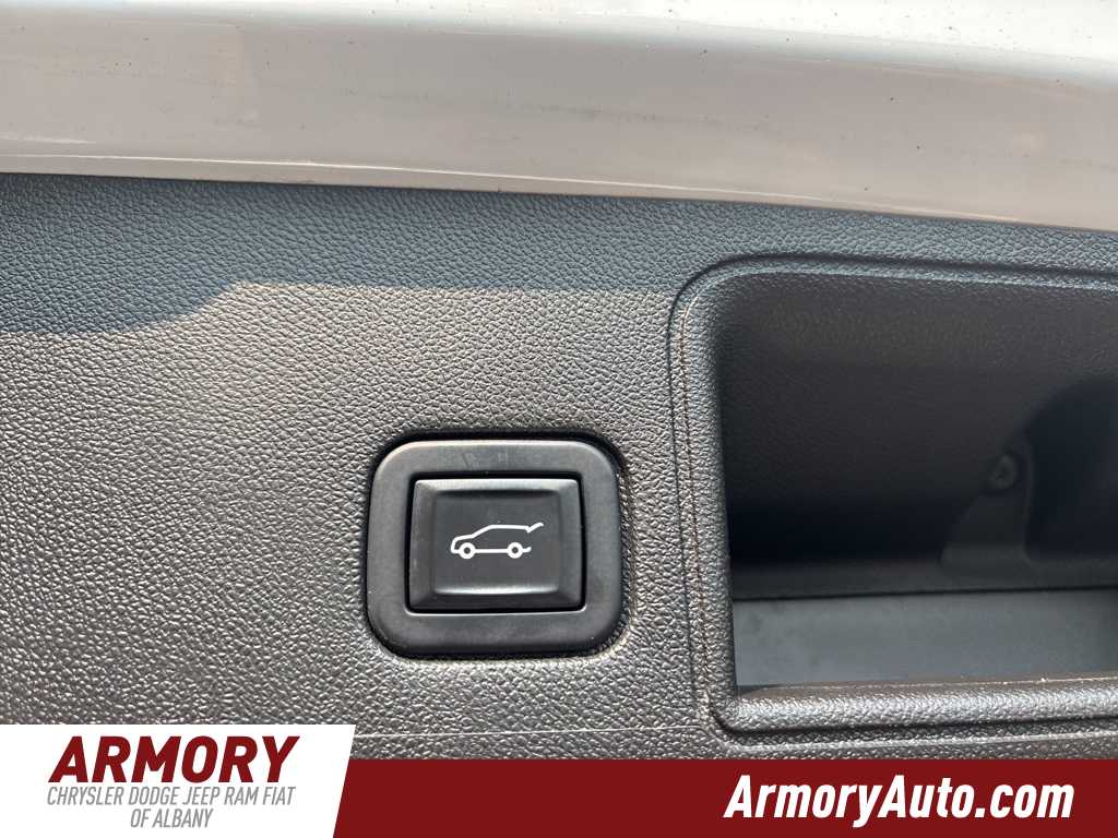 Thumbnail: 2022 GMC Terrain - 37