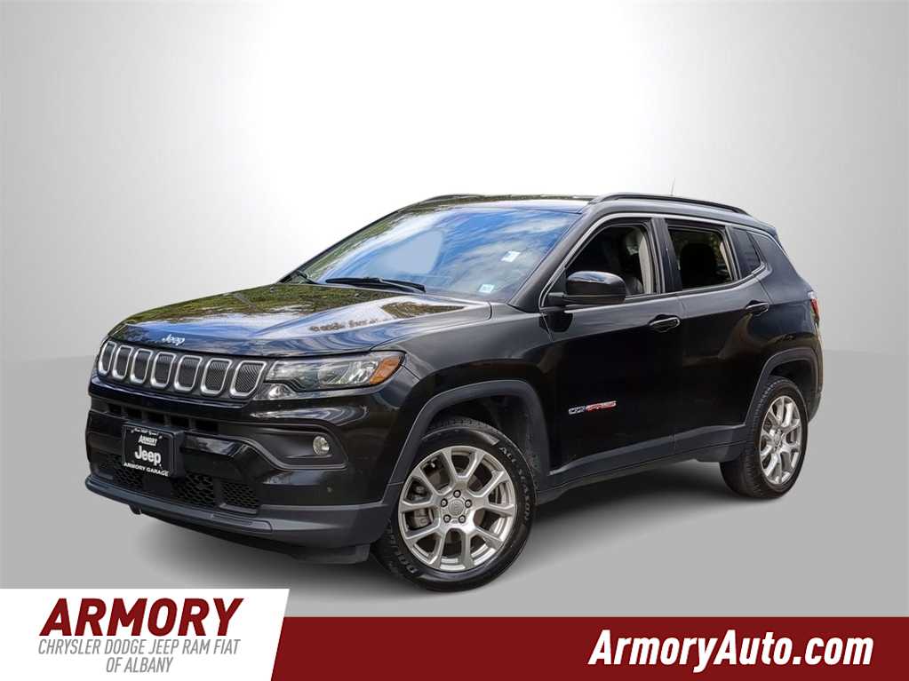 2022 Jeep Compass Latitude -
                Albany, NY