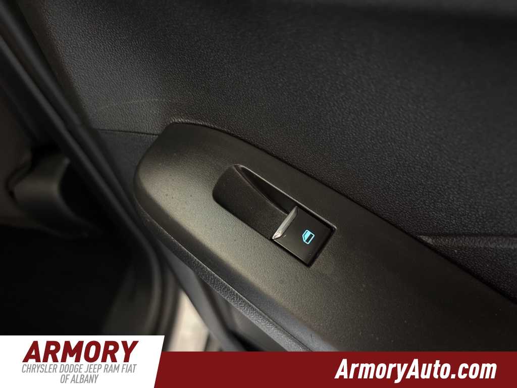 Thumbnail: 2022 Ford Escape - 30