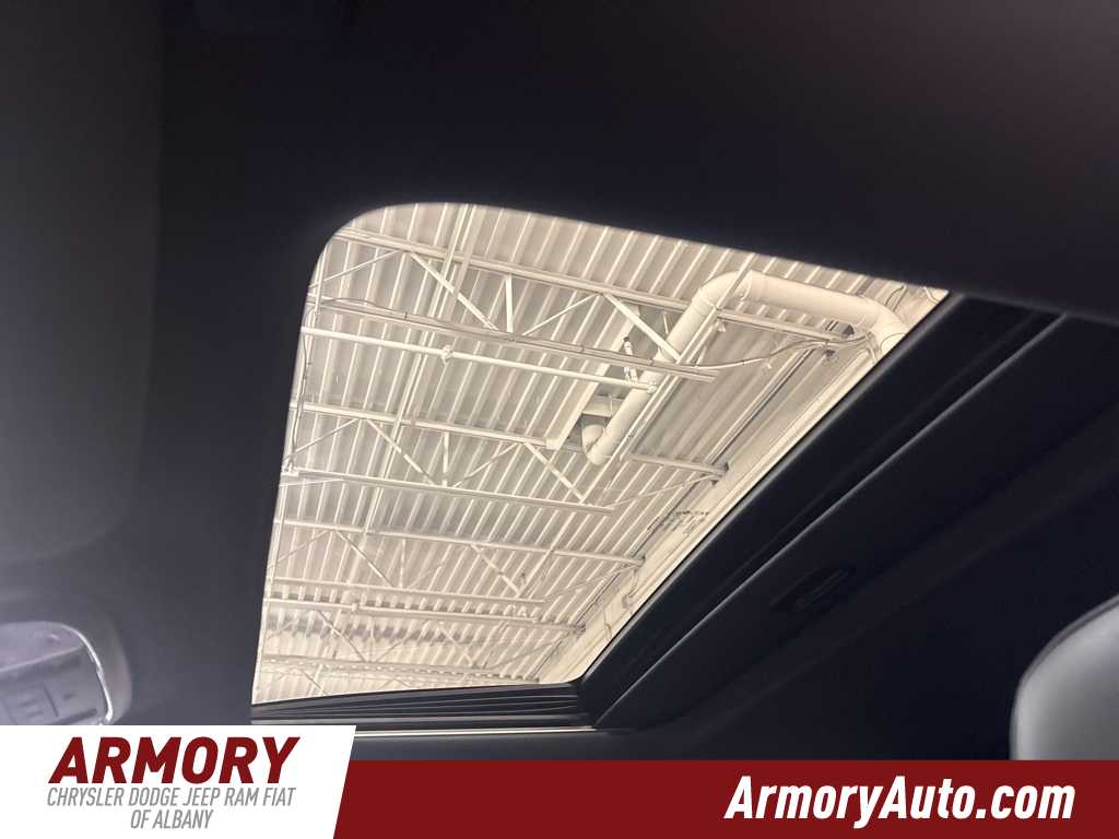 Thumbnail: 2021 Jeep Grand Cherokee - 25