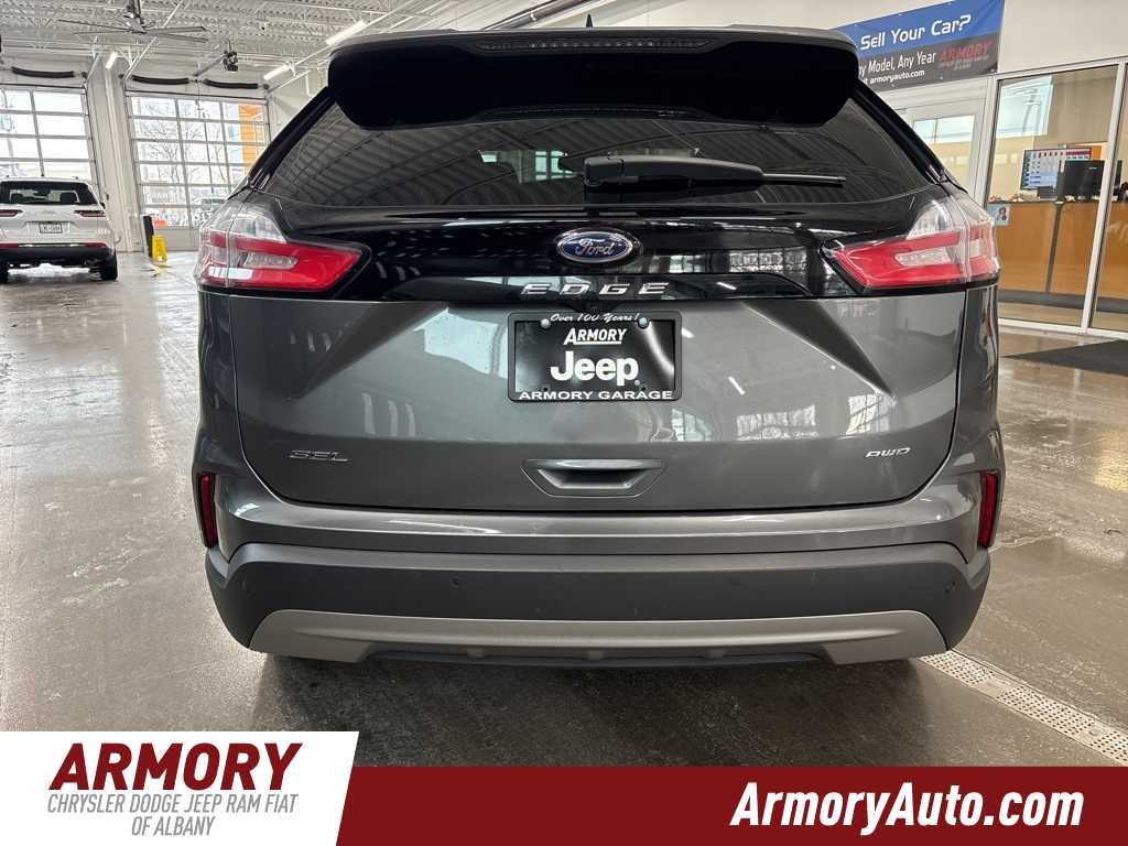 Thumbnail: 2023 Ford Edge - 4